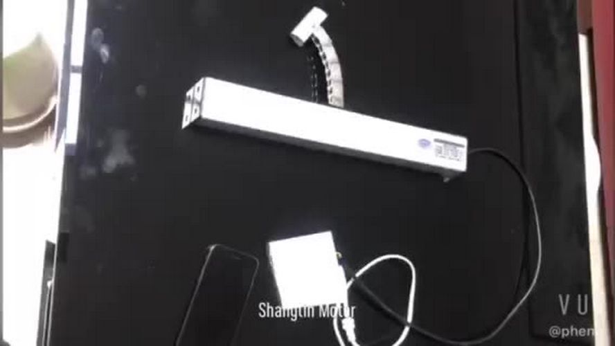 Window Opener Electric Remote Control 400N 13mm 24V Automatic Single Greenhouse