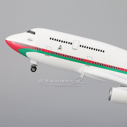 47CM 1:150 Royal Flight of Oman BOEING 747-400 Plane Landing Gear Resin Model