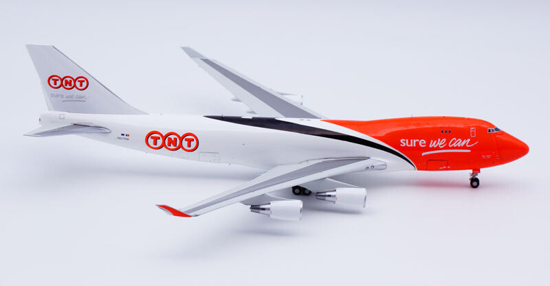 1:200 JC Wings TNT BOEING B747-400F Passenger Airplane Diecast Aircraft Model