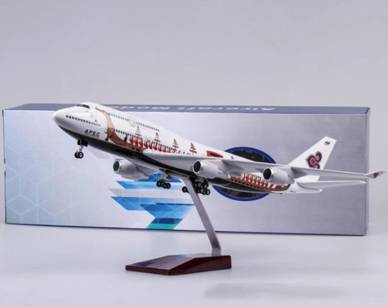 1:150 47CM THAILAND APEC BOEING 747-400 Plane Landing Gear Resin Aircraft Model