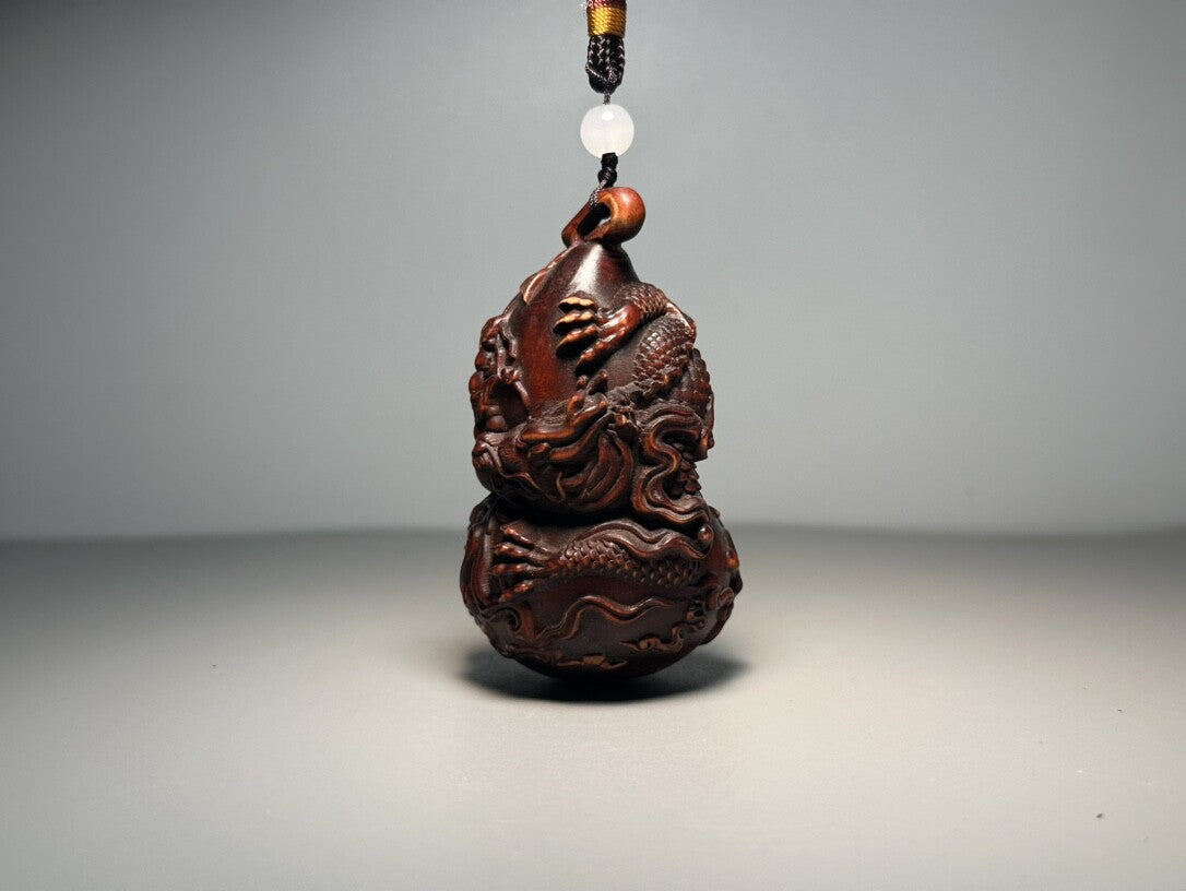 Old Tibetan Boxwood Carving with Exquisite Craftsmanship To Carve Dragon Gourds