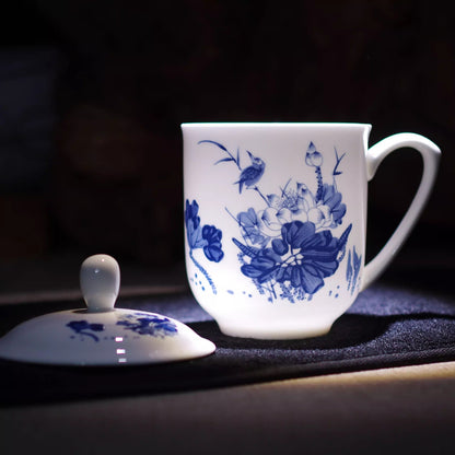 Jingdezhen Blue and White Bone Porcelain Cup Ceramic Tea Cup with Handle Lid