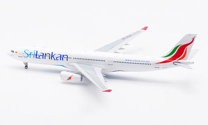 1:200 32CM Retro Models SriLankan AIRBUS A330-300 Airplane Diecast Plane Model