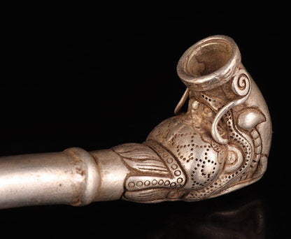 Chinese Rare old Tibet Silver Hand Carved lucky Dragon Statue Smoking Tool