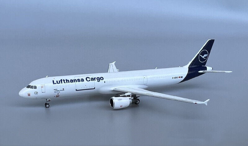1:400 NG Model Lufthansa AIRBUS A321 Passenger Airplane Diecast Aircraft Model