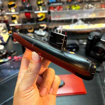 1:350 Chinese Song-Class Submarine Model
