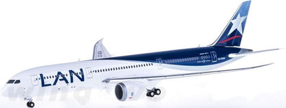 1:200 32CM Herpa LAN BOEING 787-9 Passenger Airplane ABS Plastic Aircraft Model