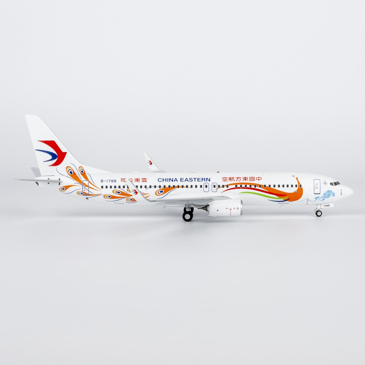 1:200 NGmodels China Eastern B737-800 Passenger Airplane Diecast Plane Model