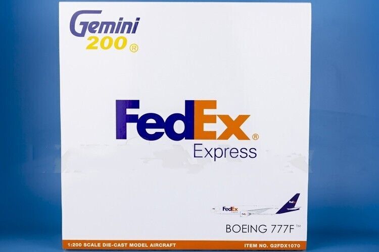 1:200 32CM GeminiJets FedEx BOEING 777-200LRF Airplane Diecast Aircraft Model