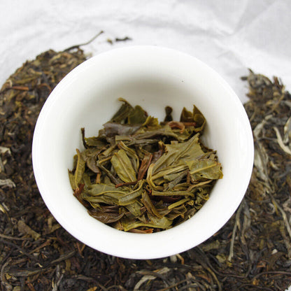 357g Yunnan Pu-erh Cake Tea Raw Pu Icelandic Alcohol Yiwu Menghai Xigui Tea