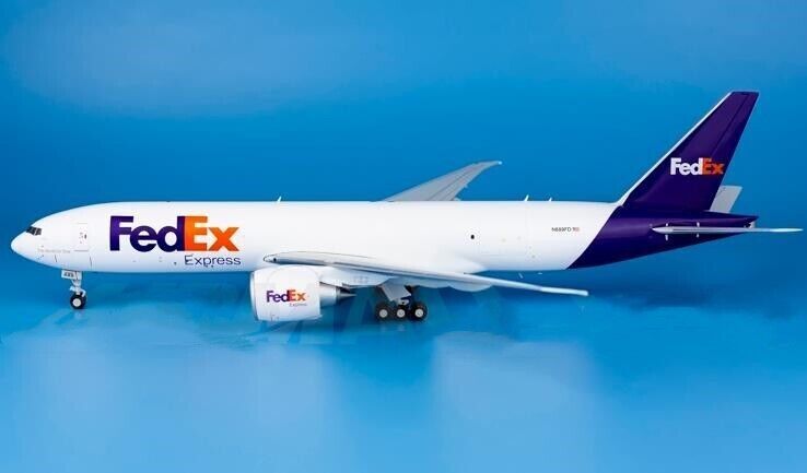 1:200 32CM GeminiJets FedEx BOEING 777-200LRF Airplane Diecast Aircraft Model