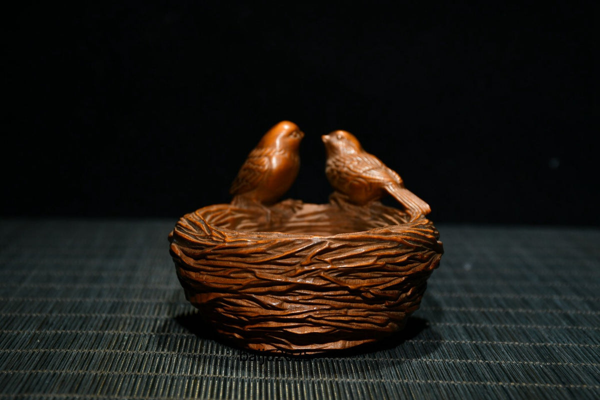 Chinese Antique Boxwood Carved Exquisite Bird's Nest Statue Collection Gift Art