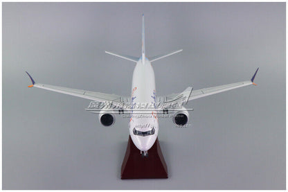 47CM 1:80 Flydubai BOEING 737 MAX8 Passenger Airplane Landing gears Resin Model