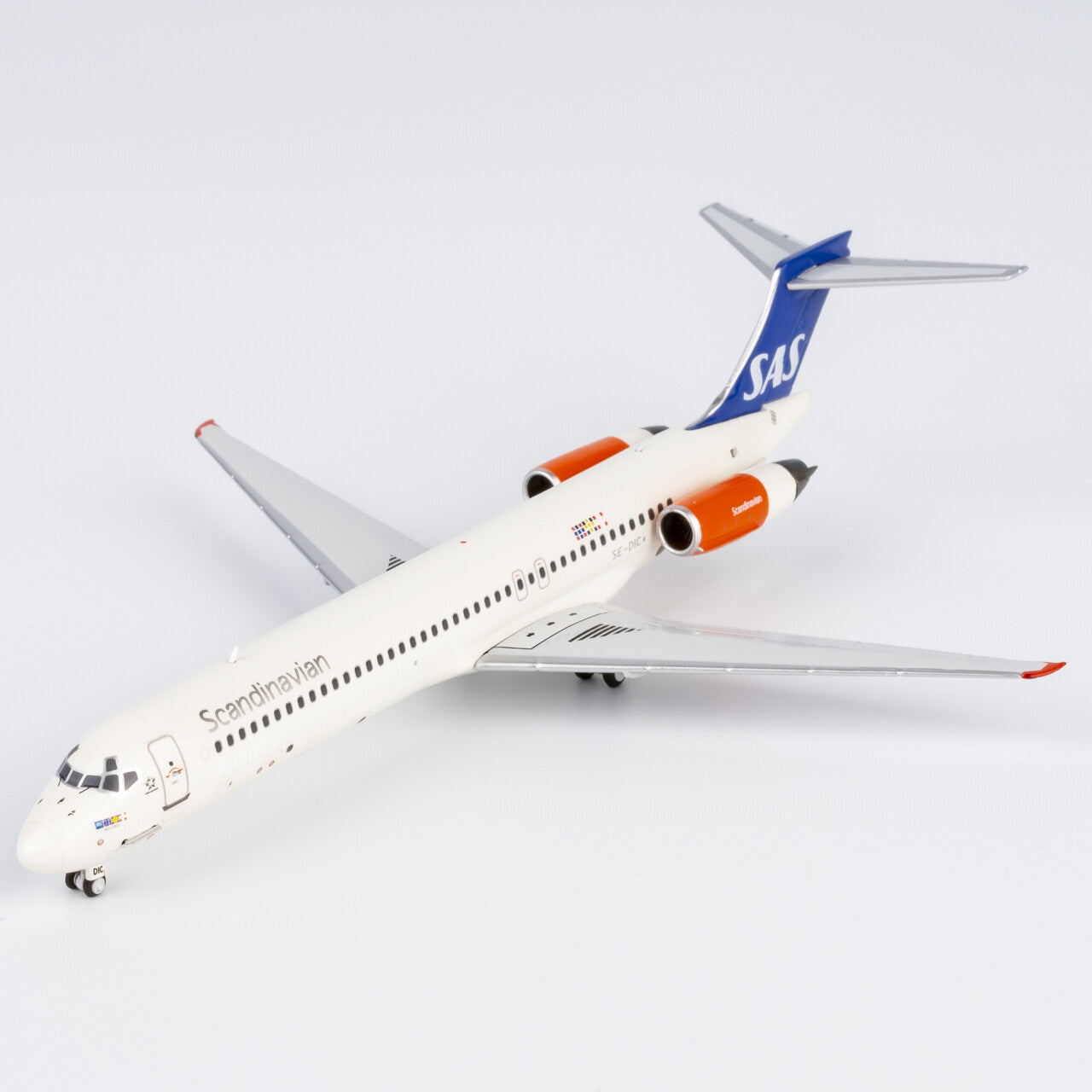 1:400 NG Models SAS McDonnell Douglas MD-87 Airplane Diecast Aircraft Model