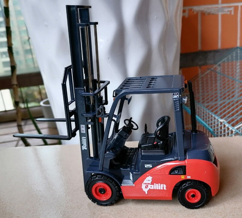 1:20 Tailift 250 Forklift Truck Stacker Crane Contruction Machine Diecast Model