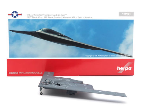 1:200 Herpa USAF Nothrop Grumman B-2A Spirit of America Bomber Diecast Model