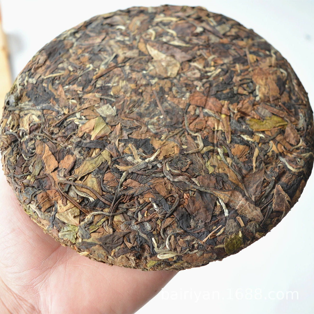 700g White Tea Cake Organic Premium Aged Fuding Shou Mei Long Life Eyebrow Tea