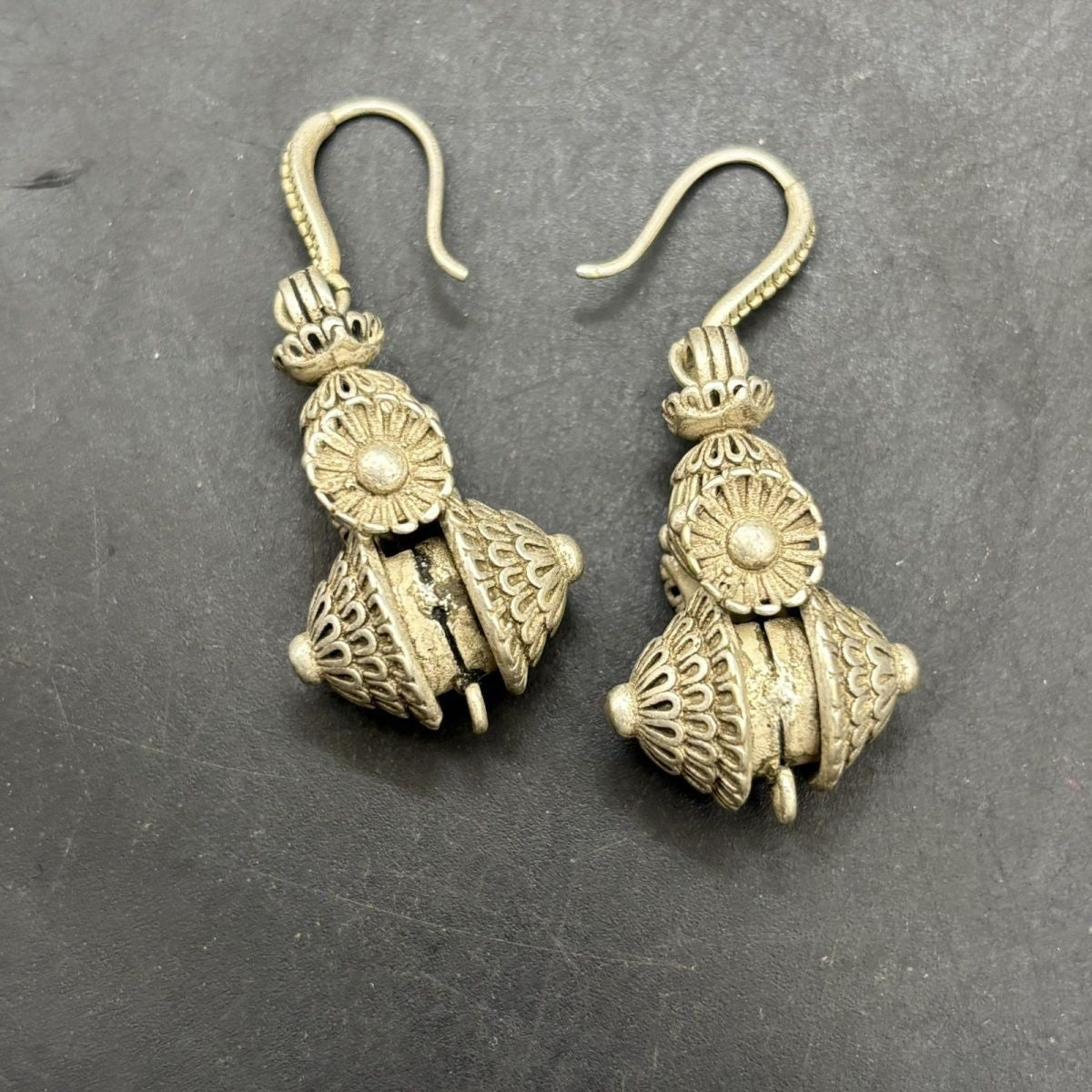 Vintage Silver-Tone Gourd Earrings Tibetan Ethnic Style Pair