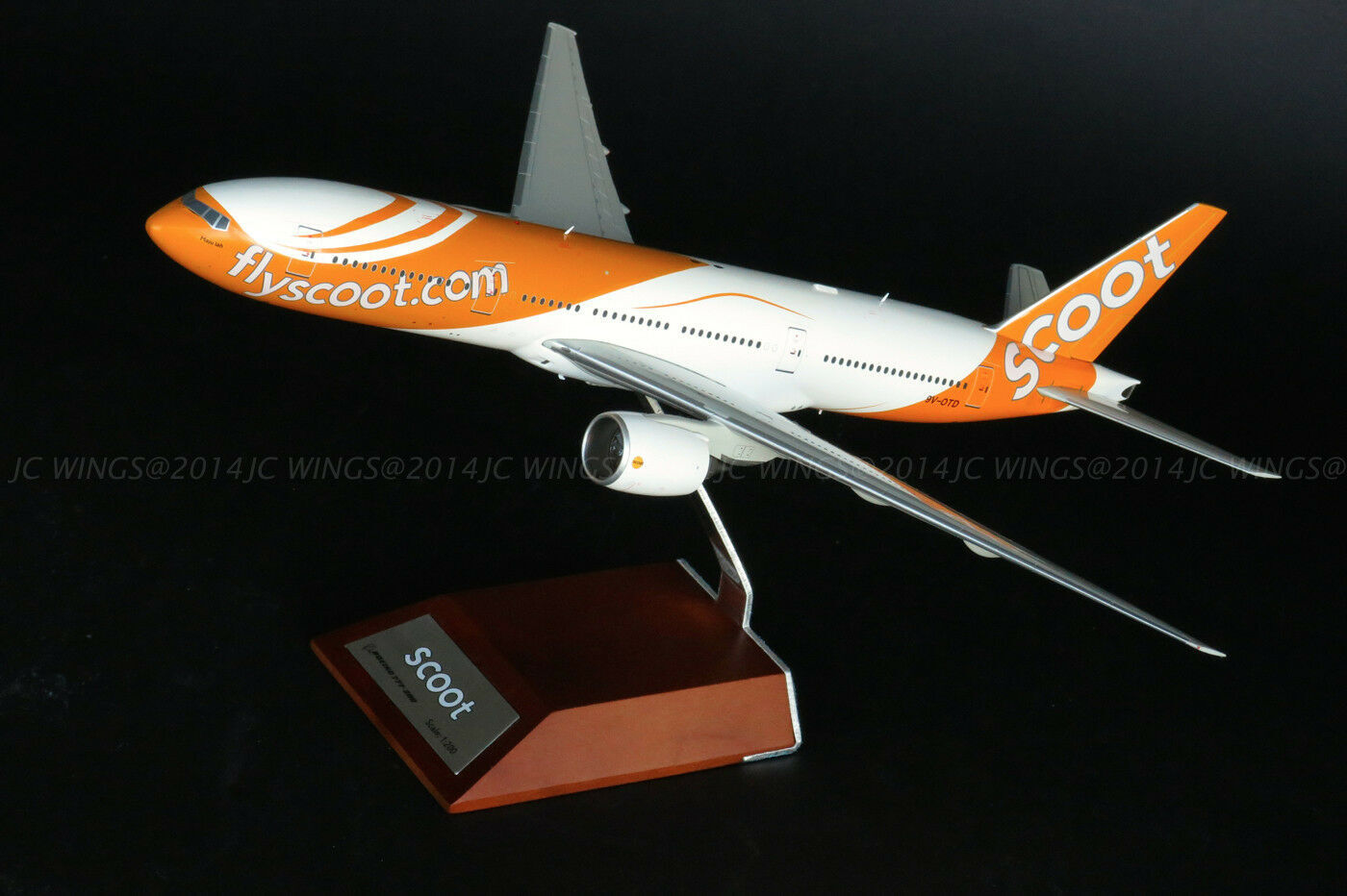 1:200 JC Wings Scoot BOEING B777-200ER Passenger Airplane Diecast Aircraft Model