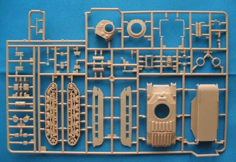 S-Model PS720057 1/72 Infantry Tank Matilda II CS 1+1 Plastic Model Kit