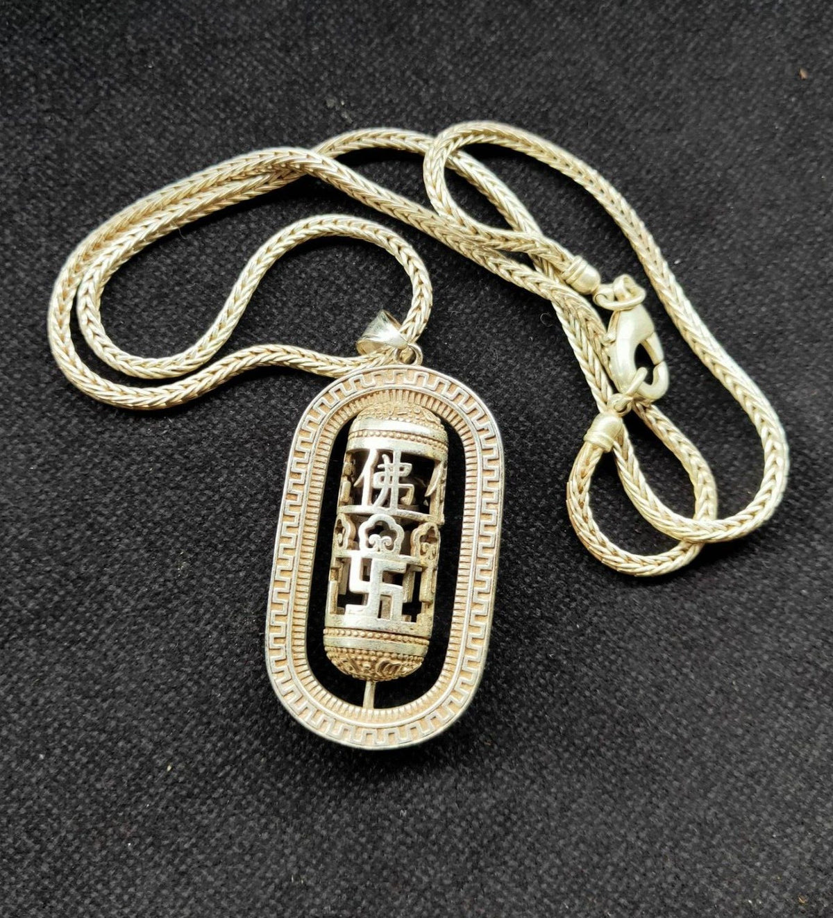 tibet silver carved Rotate Luck blessing pillars pendant amulet Necklace buddha