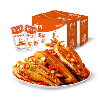 Chinese Snack Spicy Fish 10g*23 Bags 劲仔小鱼干20包香辣小鱼仔