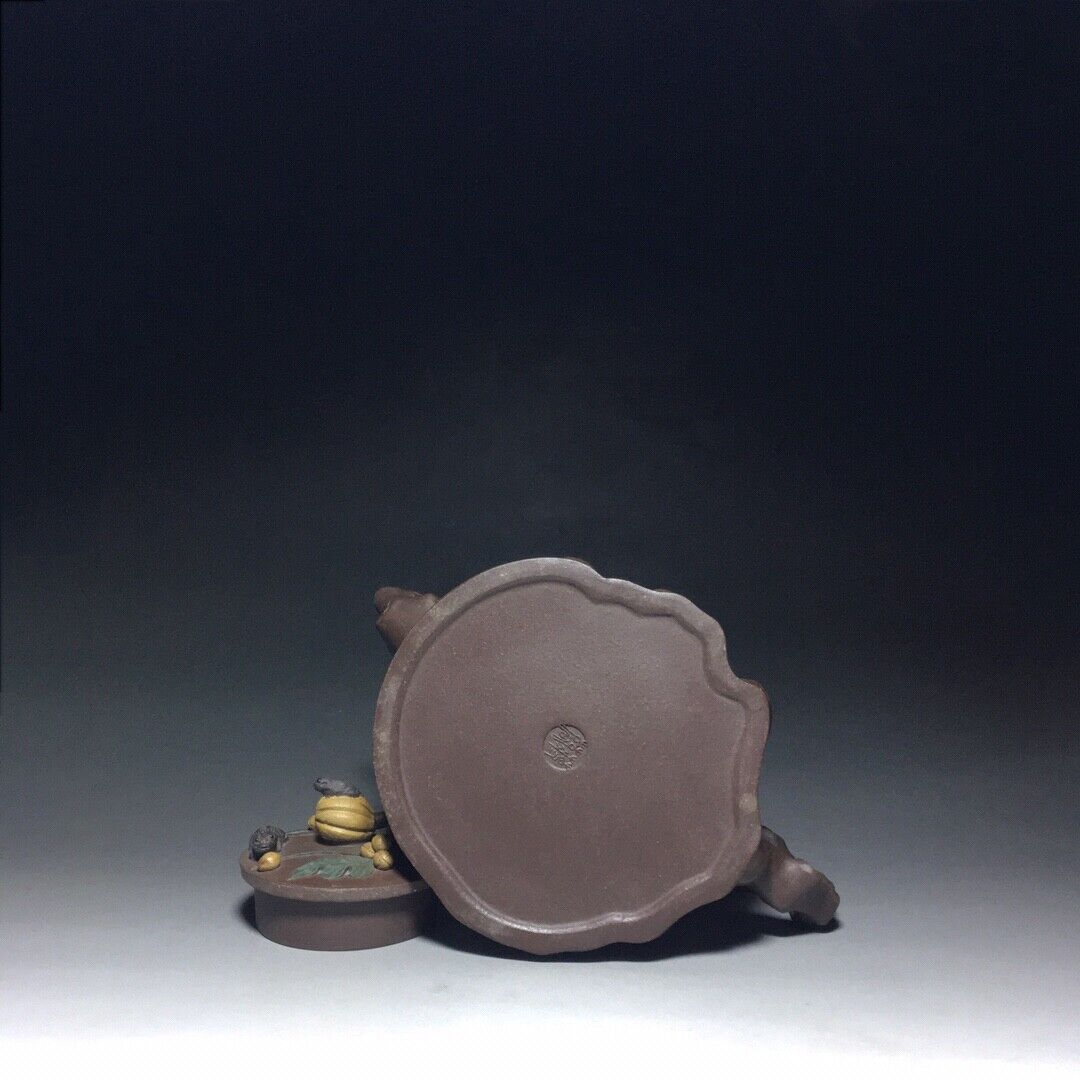 l-0Chinese Yixing Zisha Clay Handmade Exquisite Teapot （五谷丰登 底款：蒋蓉）