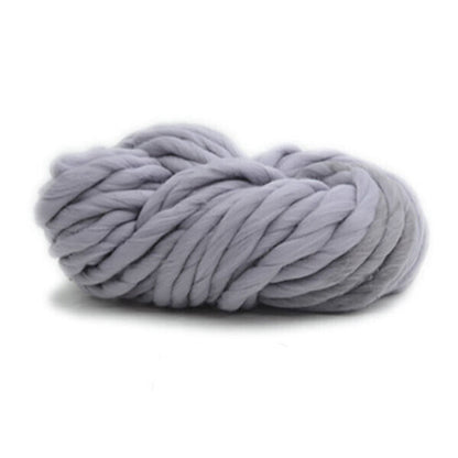 Hot Sale 250g Chunky Wool Yarn Bulky Arm Knitting Wool Roving Crocheting Yarn