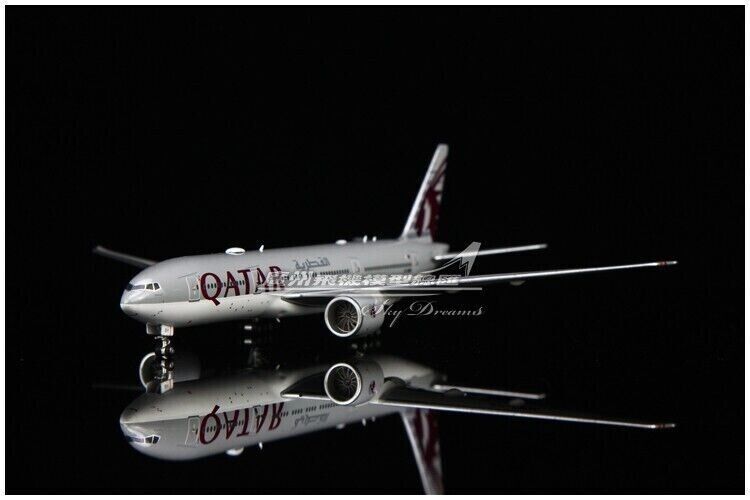 1:400 Phoenix QATAR BOEING 777-200LR Passenger Airplane Diecast Aircraft Model