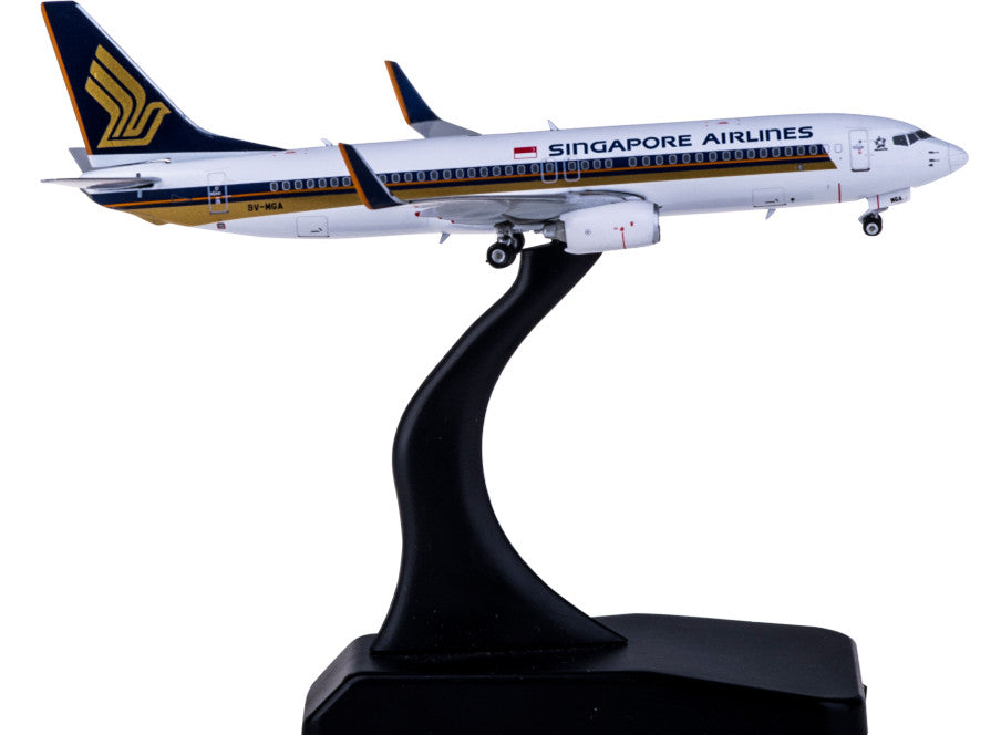 1:400 Phoenix SINGAPORE AIRLINES BOEING 737-800 Passenger Plane Diecast Model