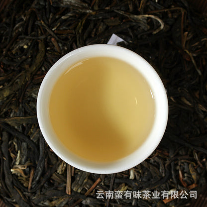 200g Yunnan Pu'er Tea Bannuo Ancient Tree Tea Pu'er Raw Tea Small Cake Tea