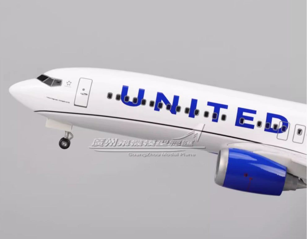 47CM 1:80 UNITED BOEING 737 MAX8 Passenger Airplane Landing gears Resin Model