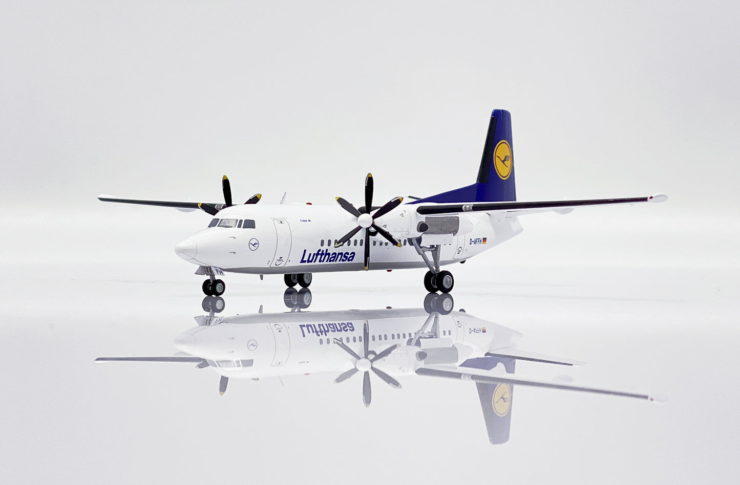 1:200 JC Wings Lufthansa FOKKER 50 Passenger Aircraft Diecast Airplane Model