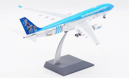 1:200 30CM B-Models Aerolineas Argentina AIRBUS A330-200 Airplane Diecast Model