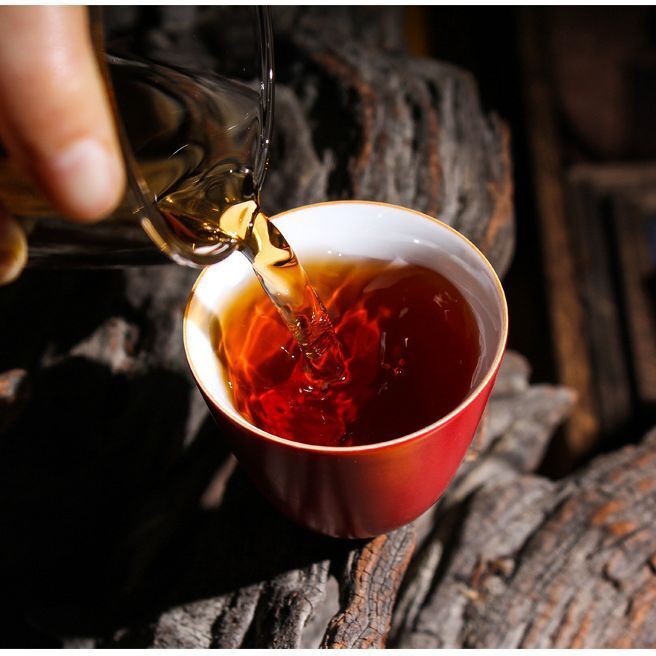 Brown Mountain Ripe Brick Puerh Ripe Tea Brown Mountain Tribute Tea 250g/8.8oz
