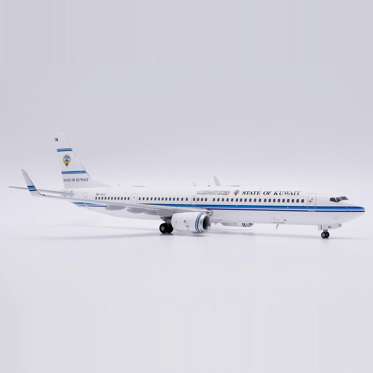 1:200 JC Wings Kuwait Government B737-900ER Airplane Diecast Aircraft Model