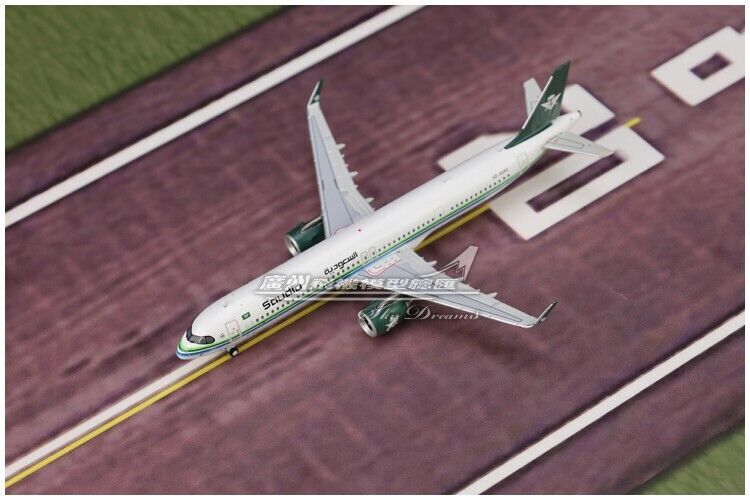 1:400 JC Wings Saudia AIRBUS A321NEO Passenger Airplane Diecast Aircraft Model