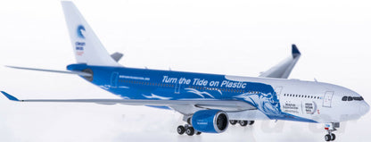 1:400 Phoenix Hi Fly AIRBUS A330-200 Passenger Airplane Diecast Aircraft Model