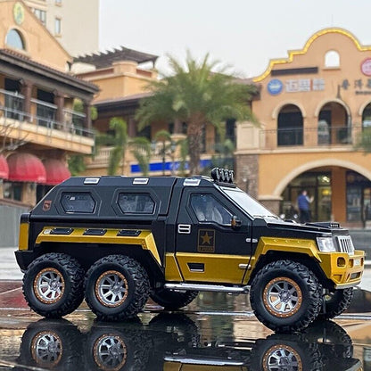 1:24 Military Armored Car Dicast Model Car Toy Off-road Vehicle Sound Light Kids