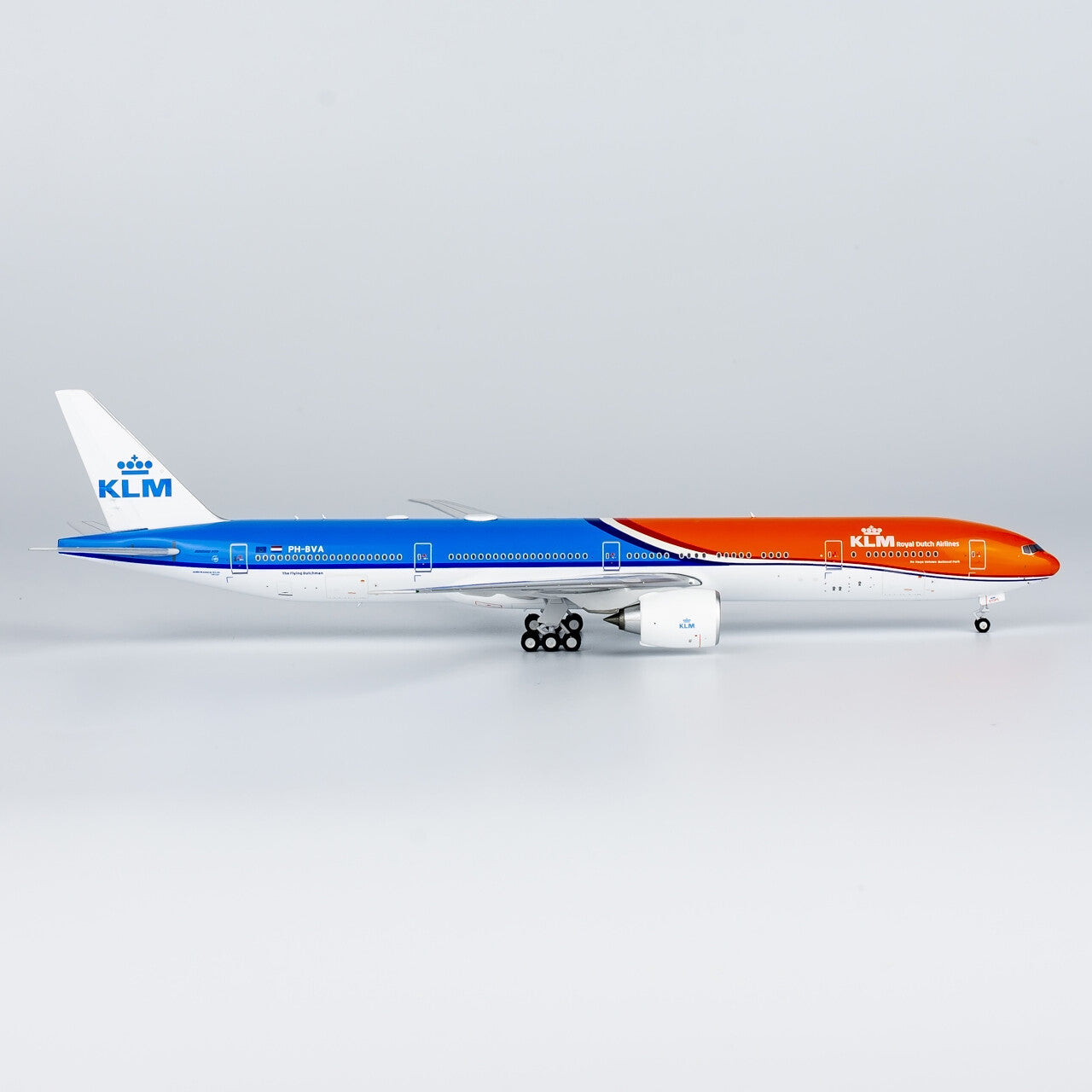 1:400 NGmodels KLM Boeing 777-300ER Passenger Airplane Diecast Plane Model