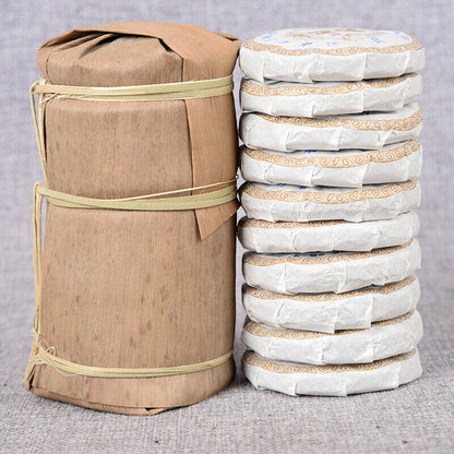 50g Yunnan Pu'er Tea Leaves Yiwu Tea Cake Raw Pu'er Tea Cake