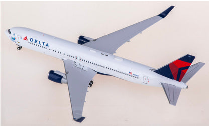 1:400 Panda Model Delta Air Lines Boeing 767-300ER Airplane Diecast Plane Mode