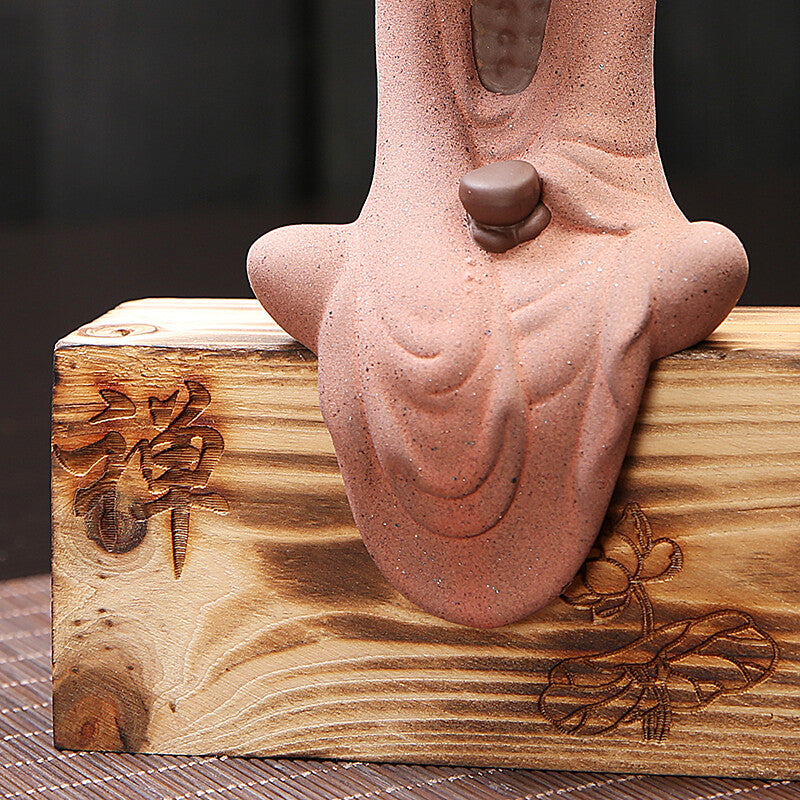 Purple Sand Buddha Sculpture Stump with Tea Pet Ornaments