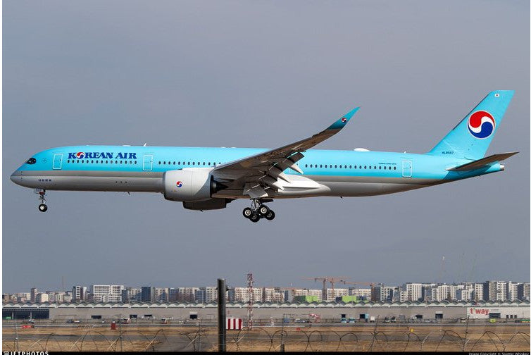 1:400 Phoenix Korean Air Airbus A350-900 Airplane Diecast Aircraft Plane Model