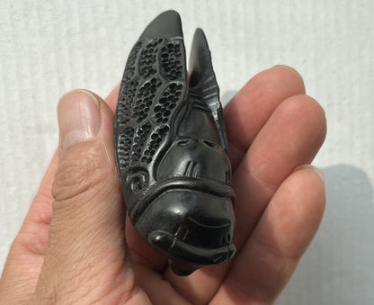 Ebony Wood Carved Cicada Pendant Statue Collection Hand Toy Decor