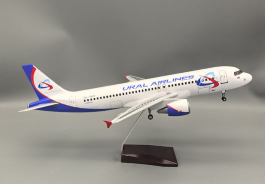 1:80 47CM URAL AIRLINES AIRBUS A320neo Plane Landing Gear Resin Aircraft Model