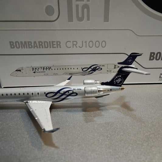 1:400 JC Wings Garuda Indonesia Bombardier CRJ1000 Plane Diecast Aircraft Model