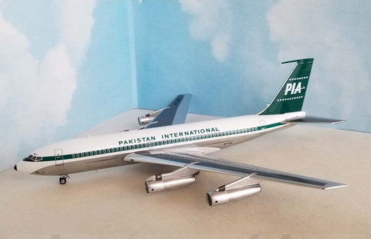 1:200 Aeroclassics PIA PAKISTAN INTERNATIONAL BOEING 720B Airplane Diecast Model
