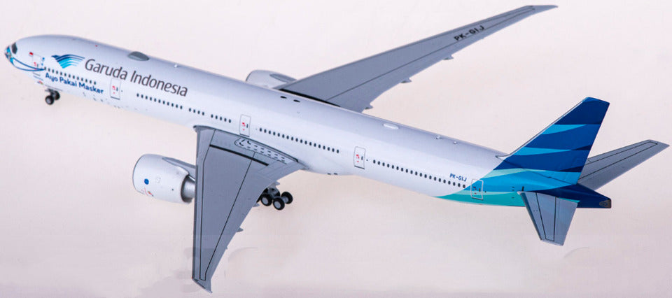 1:400 NG Model Garuda Indonesia BOEING 777-300ER Passenger Plane Diecast Model