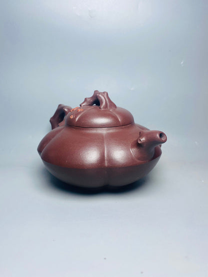 Chinese Yixing Zisha Clay Handmade Exquisite Teapot(筋纹梅香 底款：李云春)